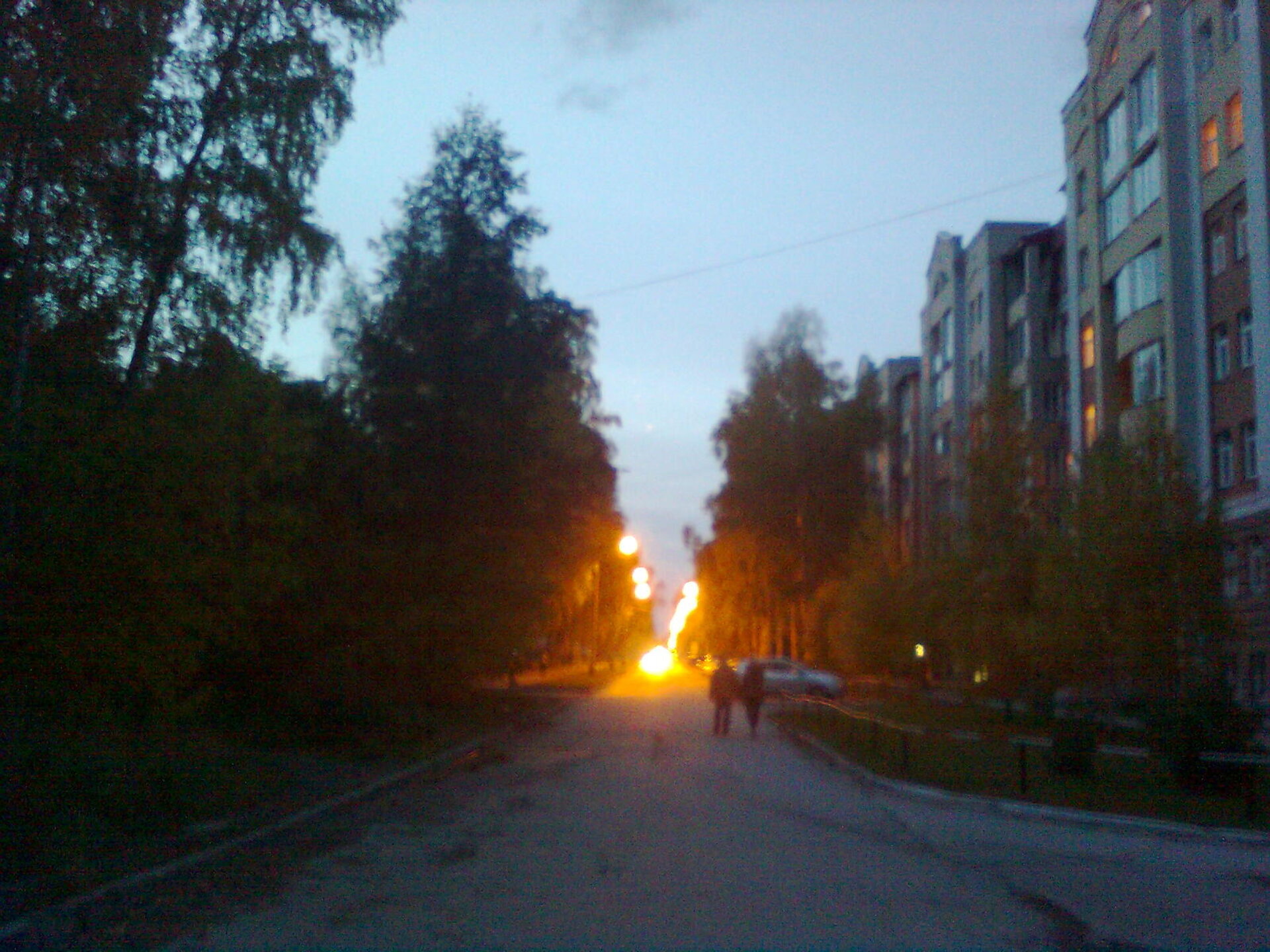 Mon, 28 Sep 2015 18:40:50 +0700