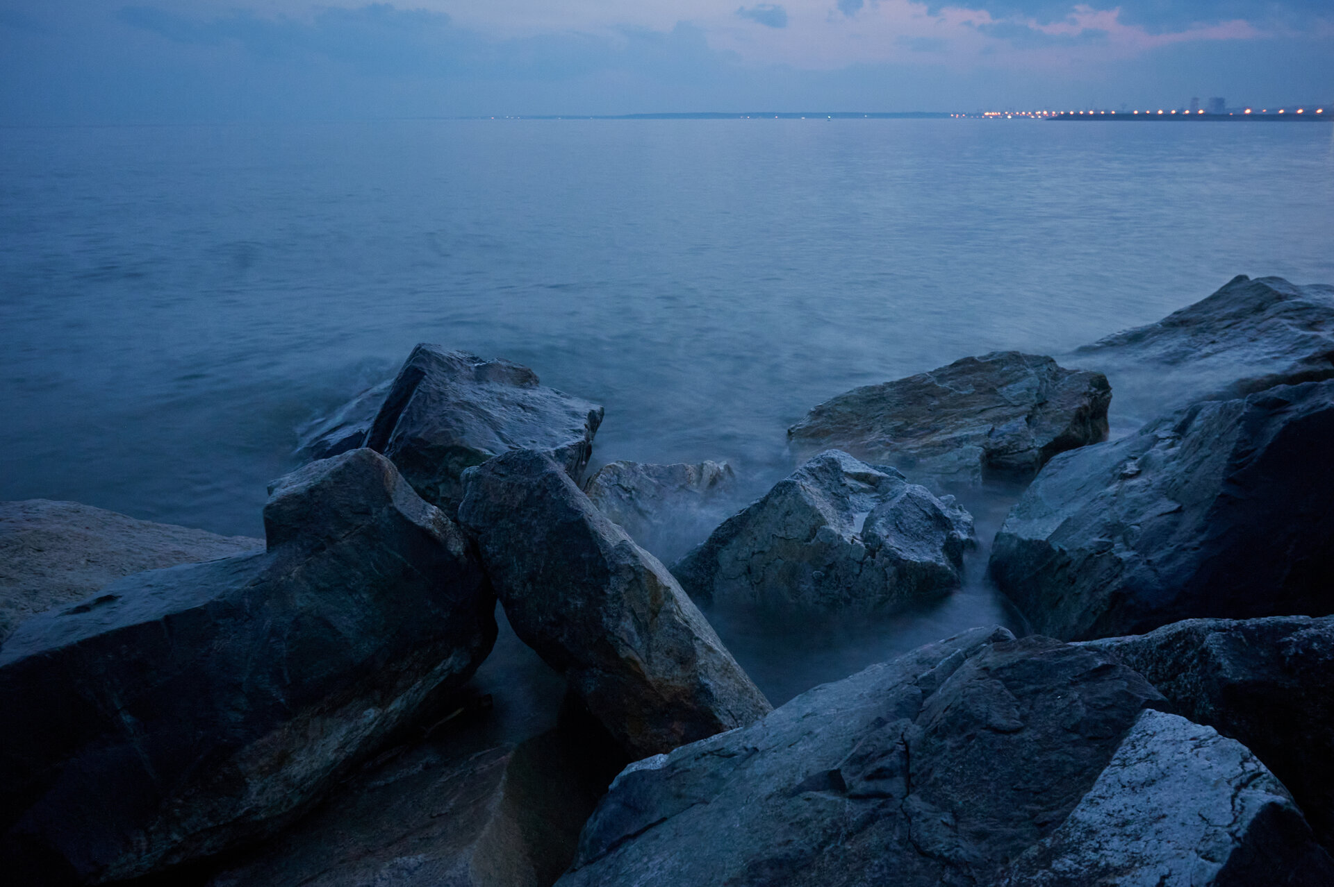 Wed, 11 Jun 2025 22:49:00 +0700